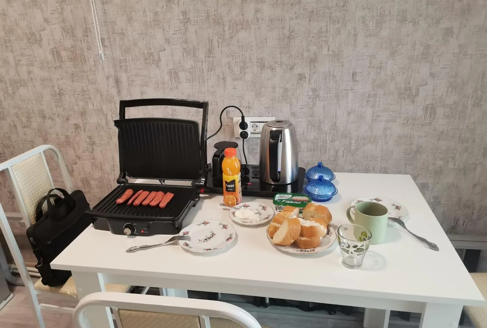 Eminera Sweet Home1 Baku Hostel